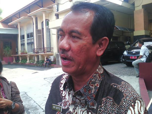 Kasus Guru Gigit Murid: Dimutasikan dan Tak Boleh Mengajar