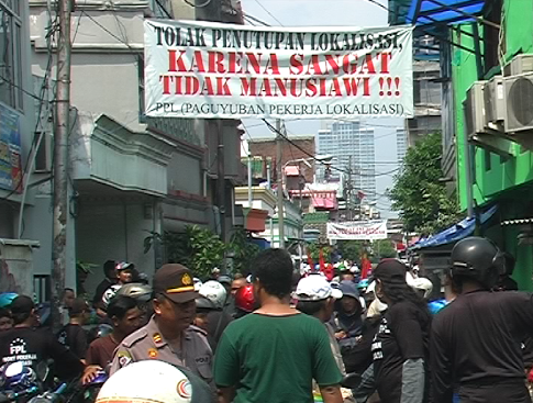 Hari Buruh, Pekerja Dolly Tolak Penutupan Lokalisasi