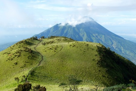 Merapi Waspada, Warga Santai