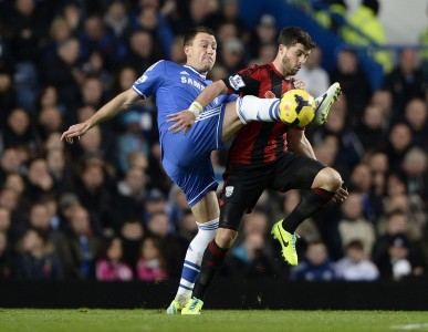 Bertahan di Chelsea, Terry Harus Rela Gajinya Dipotong Setengah