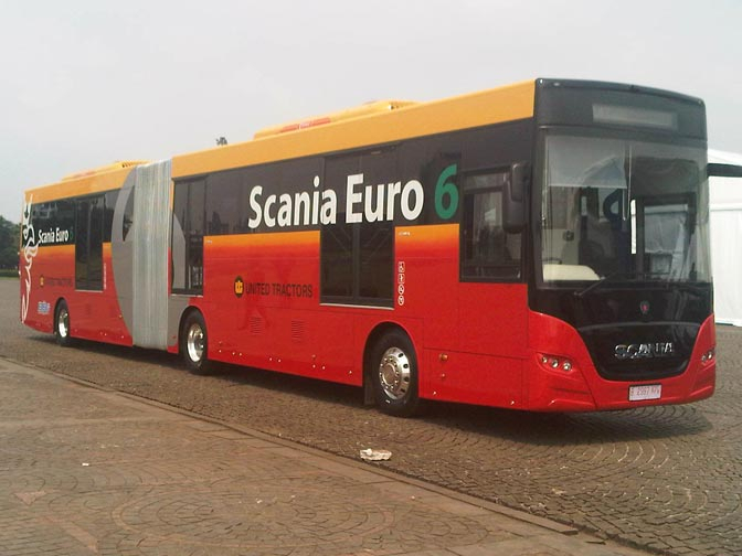 Ahok: Bus Buatan Swedia Lebih Baik Ketimbang Buatan Cina
