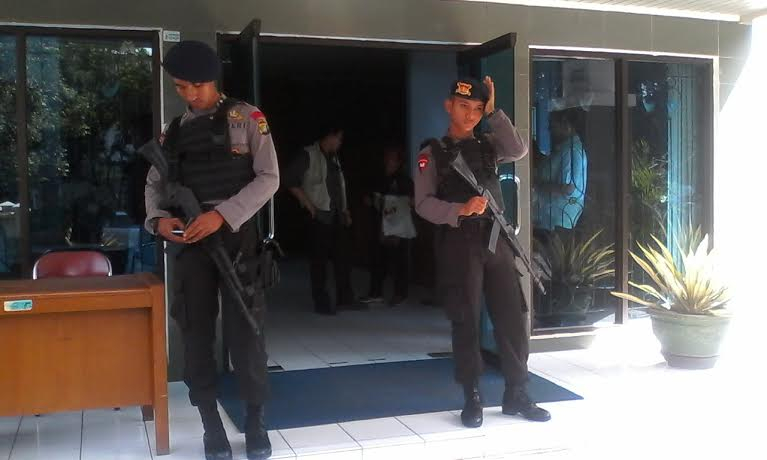 Penyidik KPK Geledah Ruang Kerja Bupati Bogor