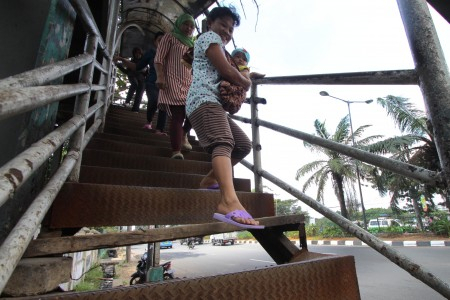 Pemprov Jakarta Harus Umumkan Penunggak Fasum dan Fasos