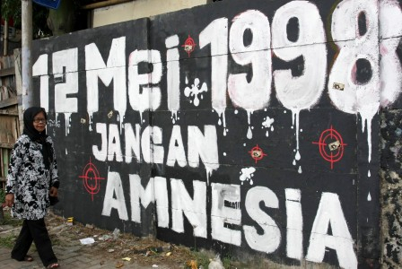 Aksi Melawan Lupa Tragedi Mei 98