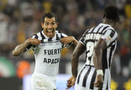 Argentina Lupakan Carlos Tevez