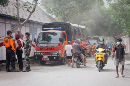 Dampak Letusan Sangeang Api, Jalur W2 Belum Bisa Diterbangi