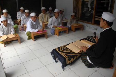 Kalangan Kiai Pesantren Undang Jokowi dan Prabowo