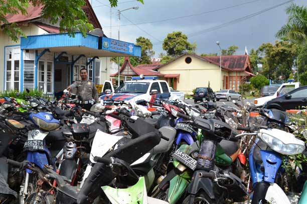 Tak Diurus Pemilik, Ratusan Motor Berkarat di Kantor Polisi