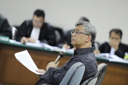 Dituduh Punya 2 KK, Akil Ancam Pidanakan JPU KPK