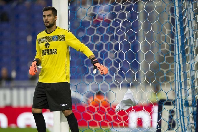 Angel Moya Kiper Baru Atletico Madrid