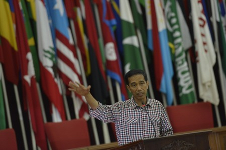 Jokowi Bertekad Berantas Ilegal Fishing