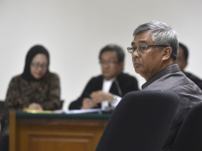 Akil Minta Pimpinan KPK Jalani Sidang Etik