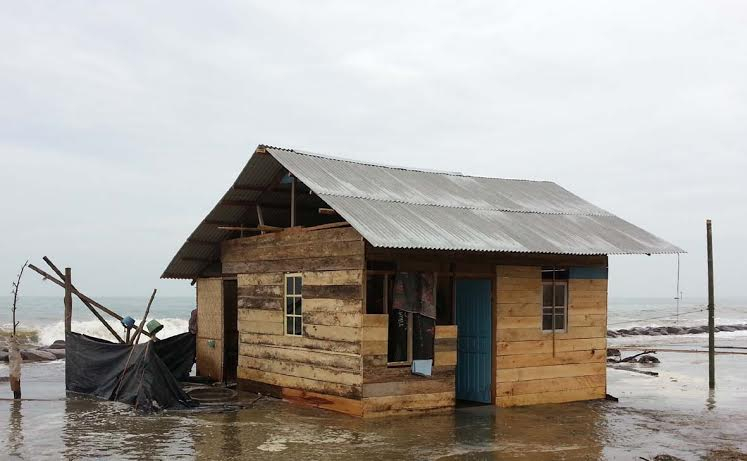 Korban gelombang Pasang Purnama di Aceh Butuh Perbaikan Rumah