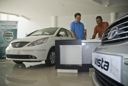 Penjualan Mobil di Indonesia Menurun