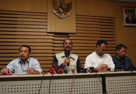 KPK: Teddy Renyut Mengerjakan Proyek Kementerian PDT