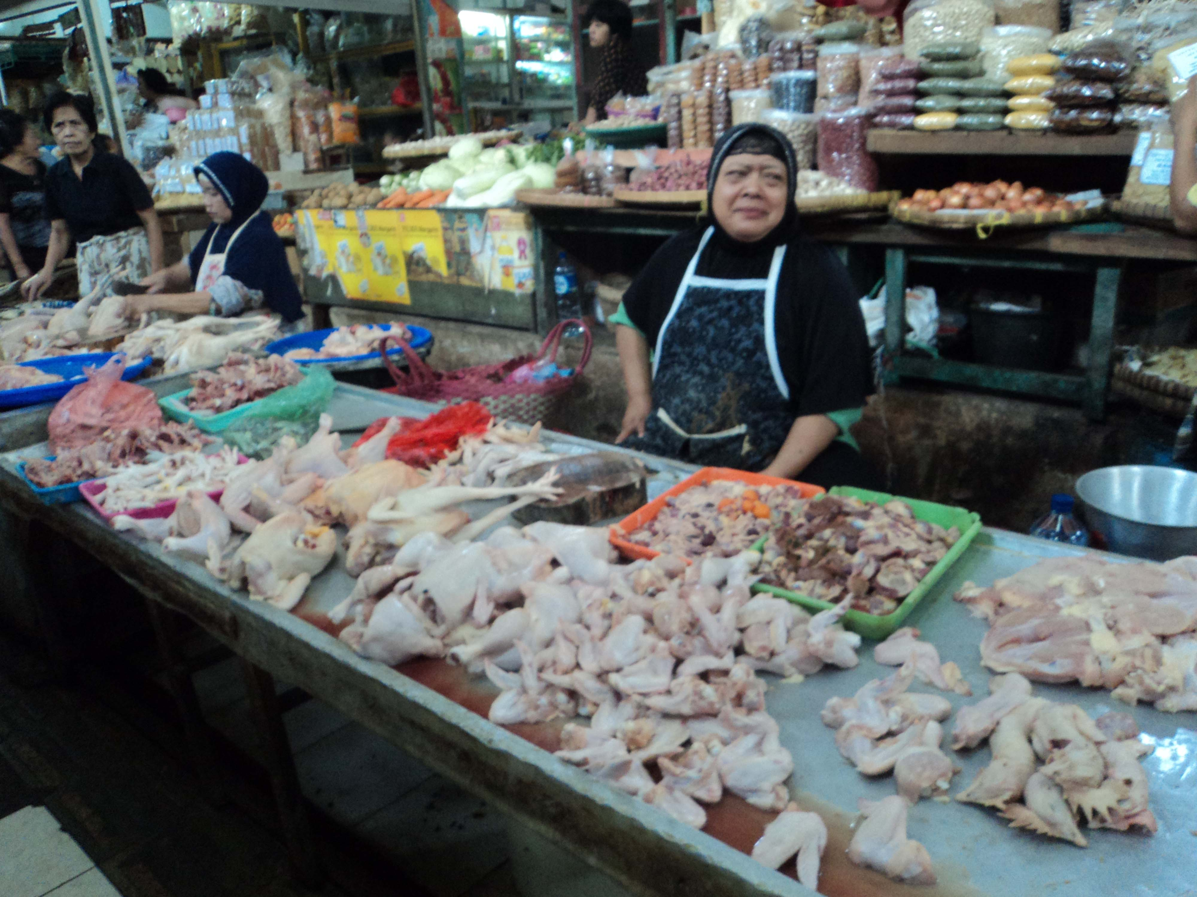 Harga Daging Ayam di Surakarta Meroket