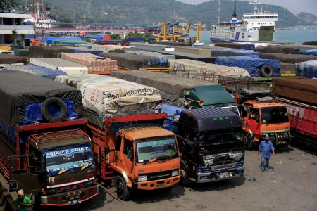 Truk Dilarang Lewat Jalur Utama Pada H-4