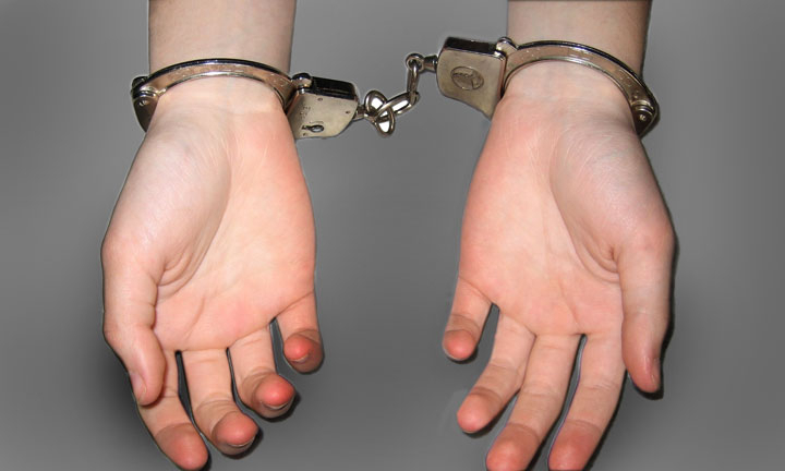 Bawa Senjata Api, Tiga Warga Sipil Papua Ditangkap Polisi