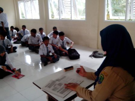 Pejabat Nunukan Paksa Sekolah Negeri Terima Anak Mereka