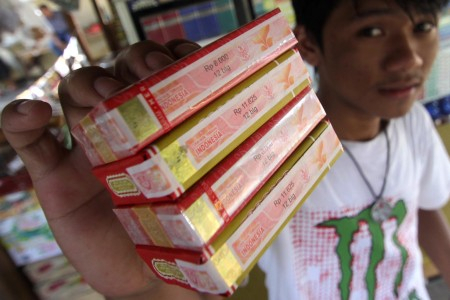 2 Keuntungan Cukai Rokok Dinaikkan