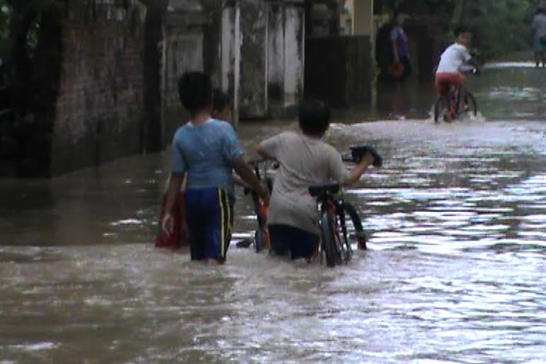 Banjir Lima Jam Rendam Empat Kecamatan di Trenggalek