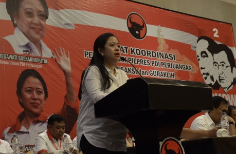 Massa PDI Perjuangan Geruduk TVone
