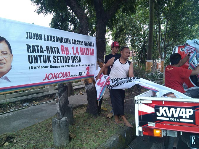 Pelanggaran Alat Peraga Kampanye di Grobogan Dominasi Pasangan Nomor 2