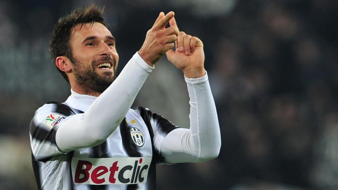 Mirko Vucinic Pindah ke Al Jazira