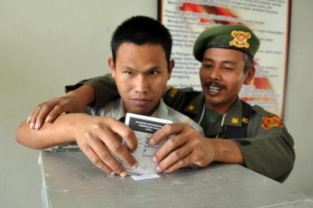 Masih Ada TPS Tak Sediakan Alat Bantu Bagi Penyandang Disabilitas