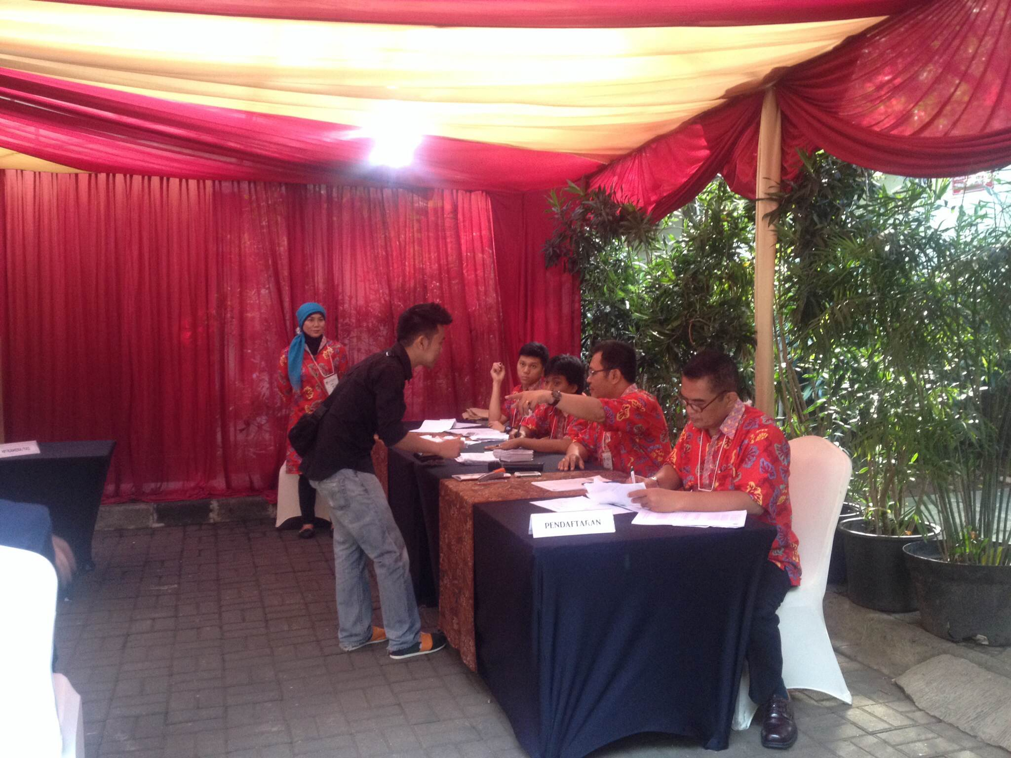 Teduh dan Sepinya TPS Jusuf Kalla di Dharmawangsa