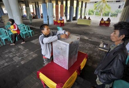 Rekap Tingkat Kabupaten Bisa dilihat di Situs KPU Besok