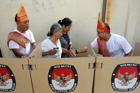 Presiden Minta KPU Ajak Jokowi-Prabowo Tonton Real Count