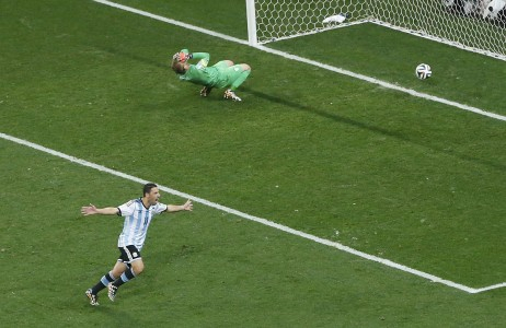 Brasil dan Belanda Berebut Posisi Tiga