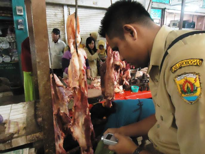 Aparat Pemkab Grobogan Curigai Adanya Daging Sapi Glonggongan