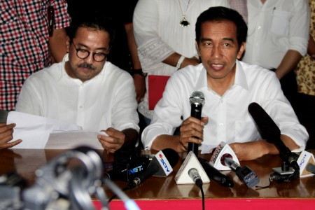 Jokowi Isyaratkan Dekati Partai Demokrat