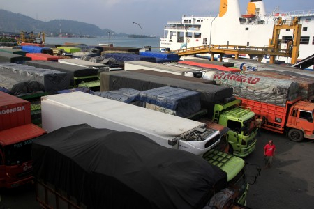 Jelang Lebaran, Kemenhub Kesulitan Atur Jalur Pelabuhan Merak