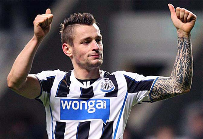 Mathieu Debuchy Resmi Perkuat Arsenal