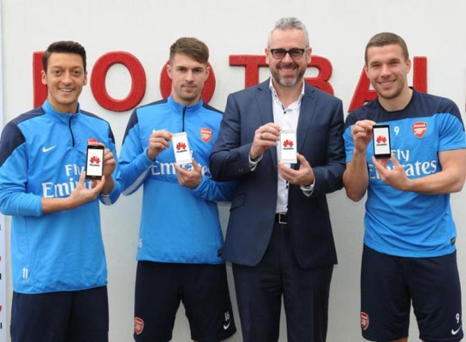 Arsenal dan Huawei Luncurkan Produk Smartphone