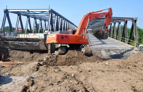 Besok Jembatan Comal Sudah Bisa Dipakai