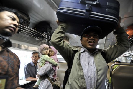 KAI Perpanjang Operasional Kereta Lebaran