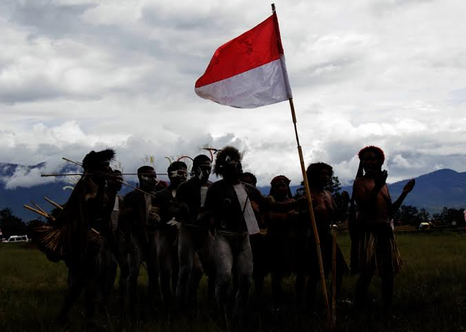 Perang Suku Ditampilkan di Festival Lembah Baliem