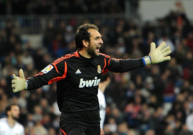 Milan Ingin Pinjam Diego Lopez