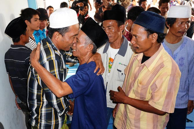 Gubernur Jatim: Warga Syiah Lebih Aman di Pengungsian