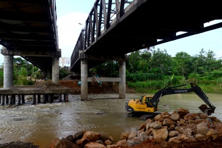 6 Polisi Jadi Tersangka Pungli Jembatan Comal