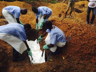 Bahaya Ebola, Kemenkes Beri Edukasi Khusus Pada Jamaah Haji