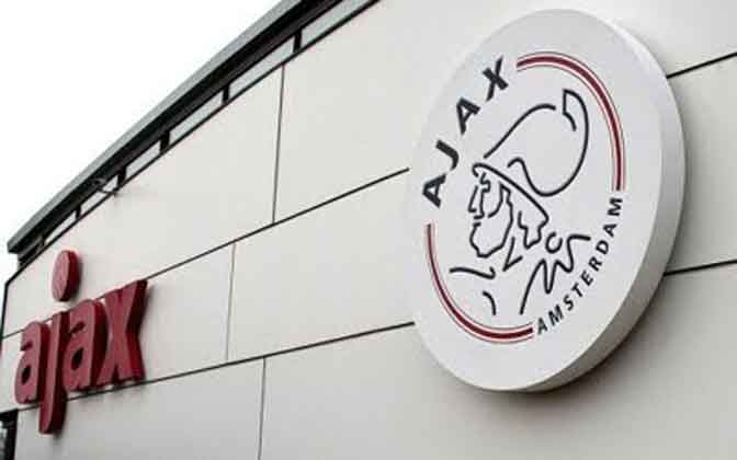 Kelamaan Mikir, Ajax Batal Datangkan Eto