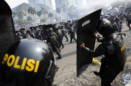 Kompolnas Minta Kapolri Pecat Perwira Polisi Penjual Narkoba