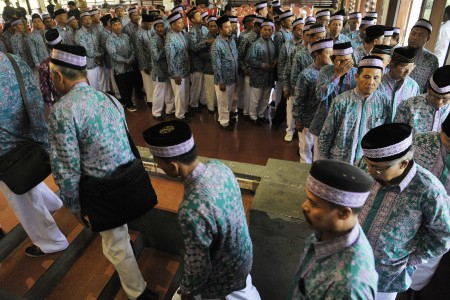 Jemaah Haji Trenggalek Dilarang Bawa Pulang Air Zamzam