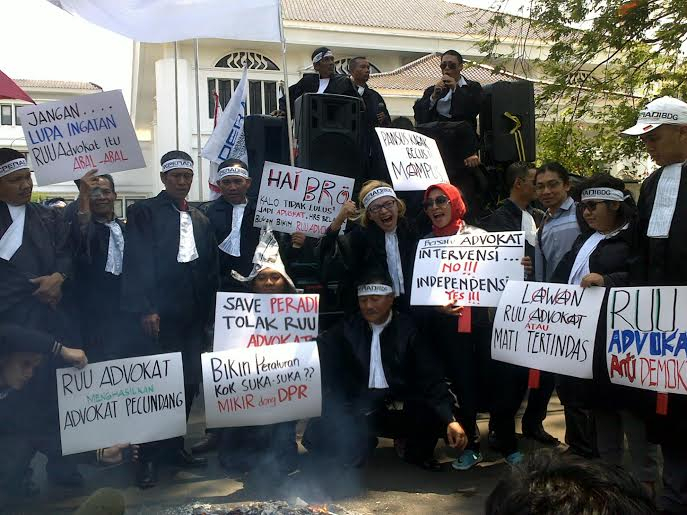 Ini Alasan Peradi Bandung Tolak RUU Advokat