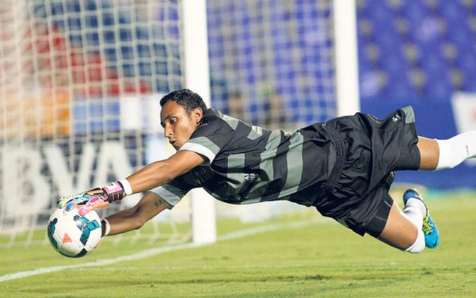 Keylor Navas Siap Geser Casillas
